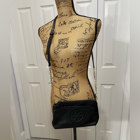 Tory Burch Bombe Black Leather Crossbody with Gold Chain Accents - Picture 11 of 14